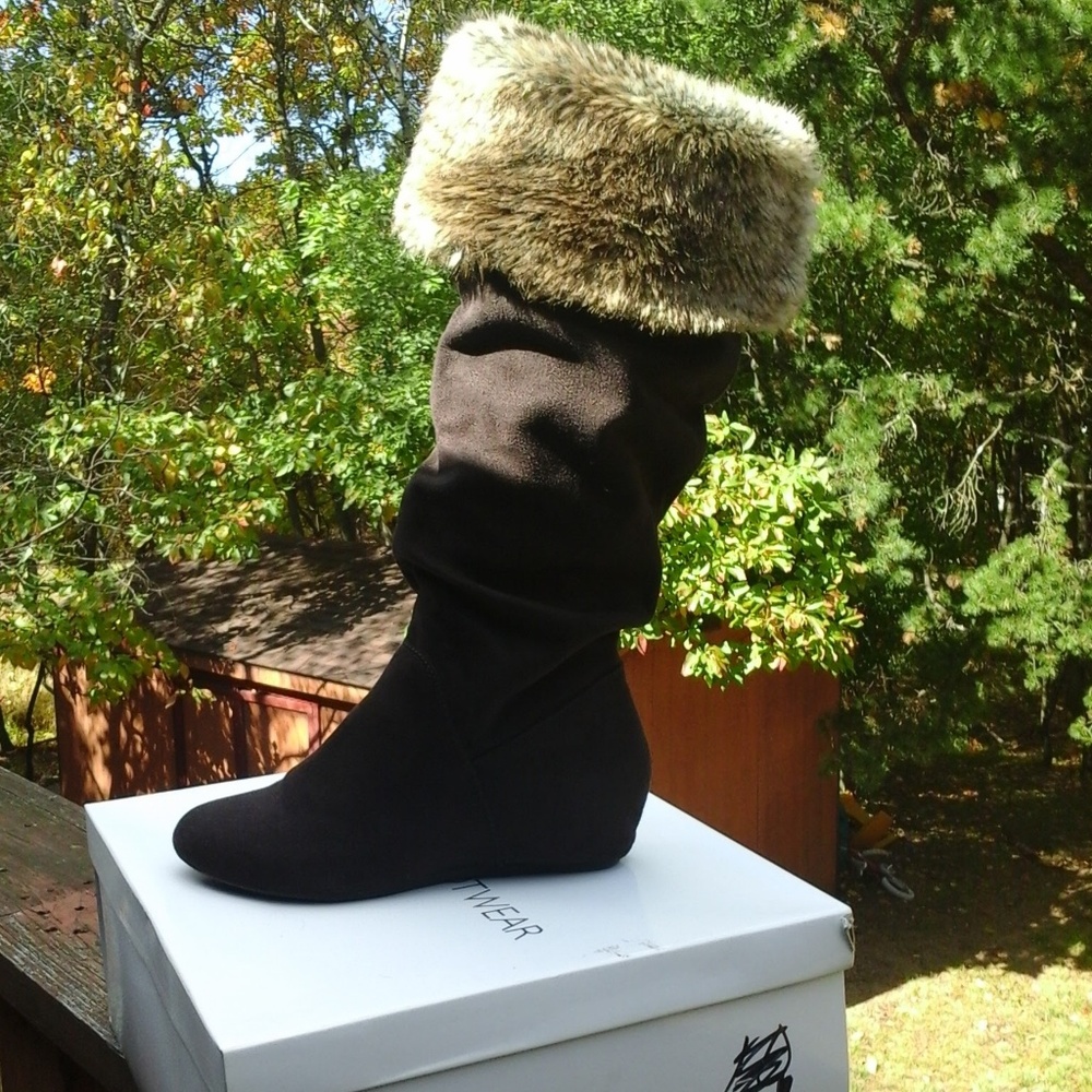 Beautiful Report Boots